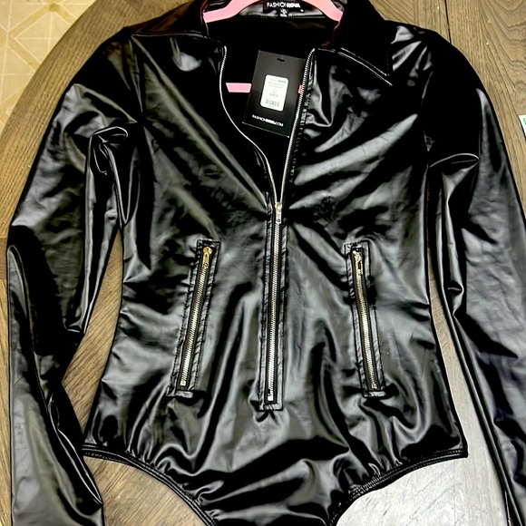 Fashion Nova Tops - Medium biker baddie zip front bodysuit